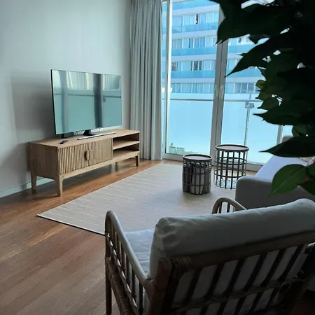 Plaza - Coracao Da פונשל